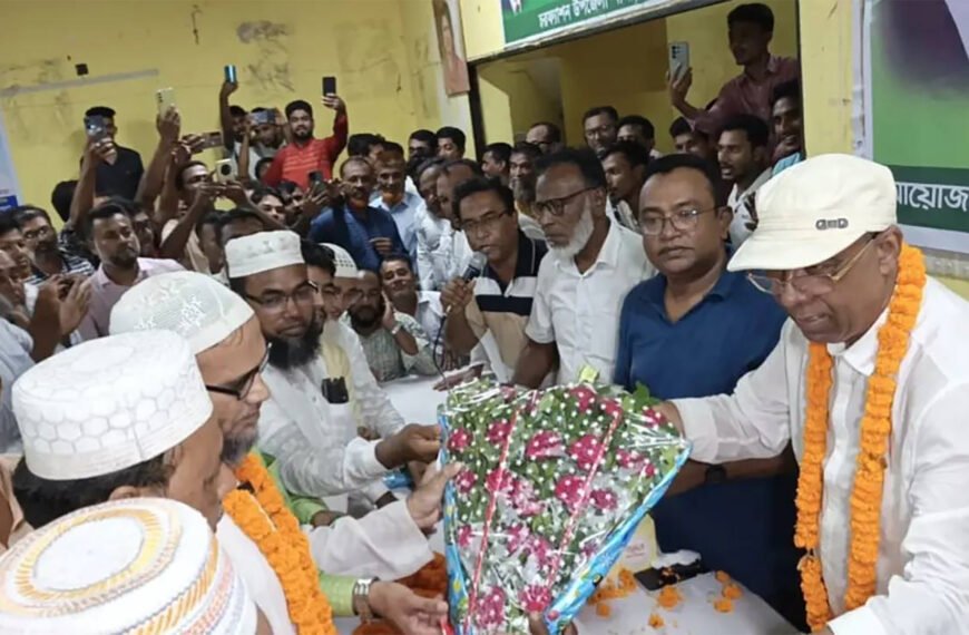 জামায়াত ছাড়লেন ৪৫ নেতাকর্মী, গণতন্ত্রের লড়াইয়ে বিএনপিকেই বেছে নিলেন