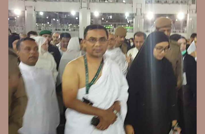 সপরিবারে ওমরাহ পালনে যাবেন তারেক রহমান
