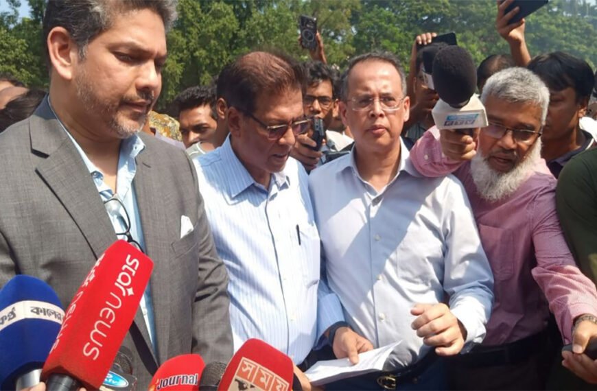 আগুনে পোশাক তৈরির মূল্যবান কাঁচামাল, গুরুত্বপূর্ণ স্যাম্পল ধ্বংস হয়েছে : বিজিএমইএ