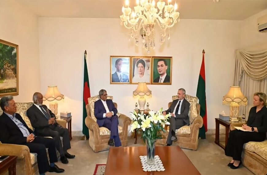 মির্জা ফখরুলের সঙ্গে ইইউ রাষ্ট্রদূতের বৈঠক