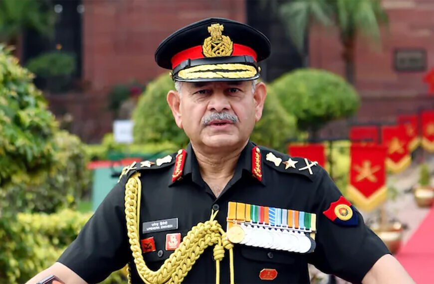 ‘মানচিত্র থেকে মুছে দেব’, পাকিস্তানকে হুঁশিয়ারি ভারতীয় সেনাপ্রধানের