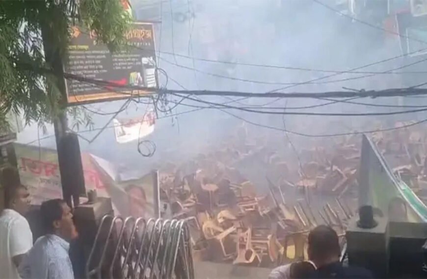 ককটেল-সাউন্ডগ্রেনেডে জাতীয় পার্টির কর্মী সমাবেশ পণ্ড