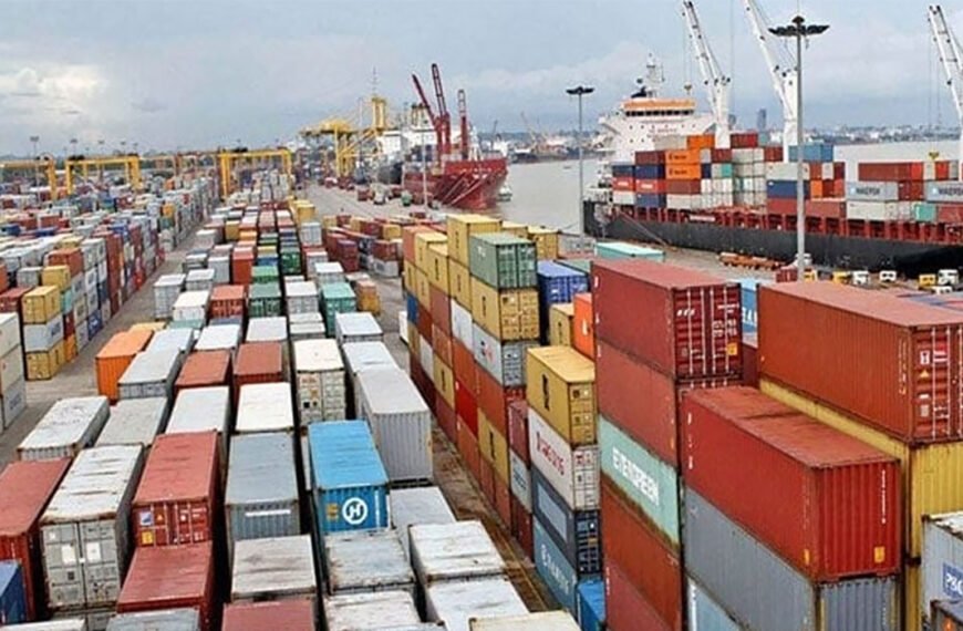 তিন দশকের জন্য বিদেশি অপারেটরদের হাতে যাচ্ছে চট্টগ্রাম বন্দর : নৌপরিবহন সচিব