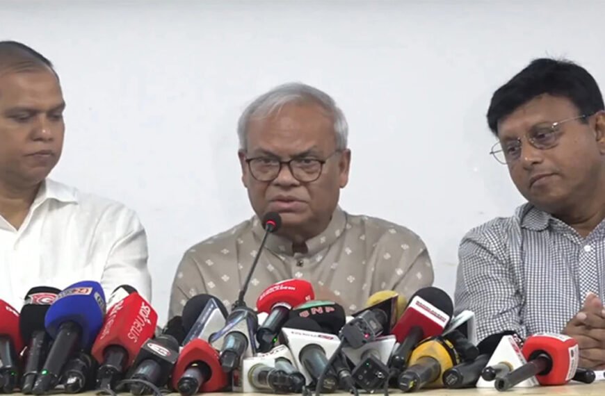 উড়ালসেতু নয়, মেধা-প্রযুক্তিনির্ভর শিক্ষাই জাতির মেরুদণ্ড : রিজভী