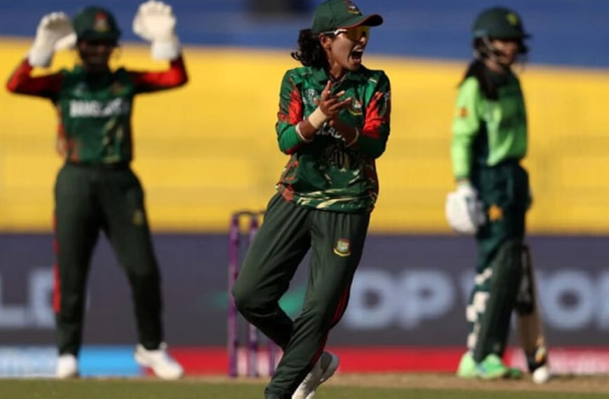 দুর্দান্ত বোলিংয়ে পাকিস্তানকে ১২৯ রানেই গুটিয়ে দিল বাংলাদেশ