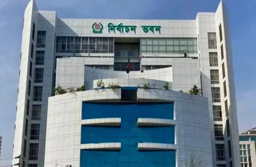 আগামী নির্বাচনে ৩০০ আসনে চূড়ান্ত ভোটকেন্দ্র ৪২ হাজার ৭৬১