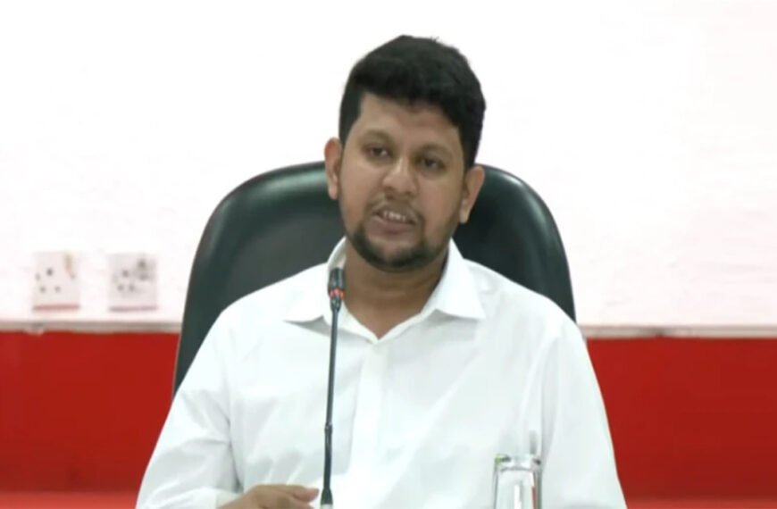 উপদেষ্টা পরিষদের সভা নভেম্বরেই শেষ: তথ্য উপদেষ্টা