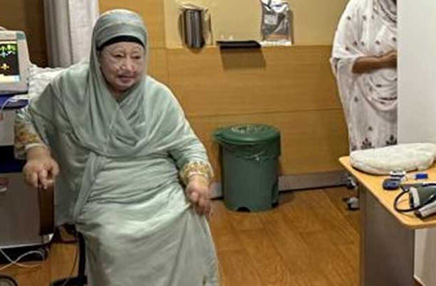 নিবিড় পর্যবেক্ষণে খালেদা জিয়া এভারকেয়ার হাসপাতালে