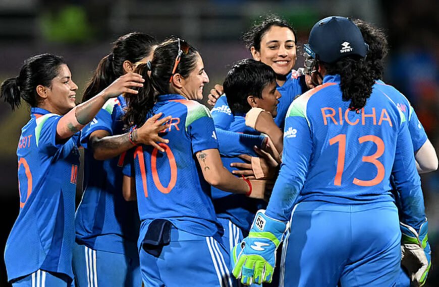 নারী ক্রিকেটে ঐতিহাসিক মুহূর্ত: দক্ষিণ আফ্রিকাকে হারিয়ে ভারতের প্রথম ওয়ানডে বিশ্বকাপ জয়