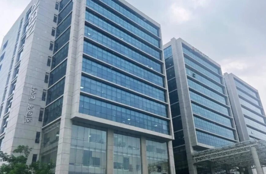 বিদেশে থাকা বাংলাদেশিরা অনলাইনে সহজে আয়কর রিটার্ন দিতে পারবে: এনবিআর নতুন সুবিধা চালু