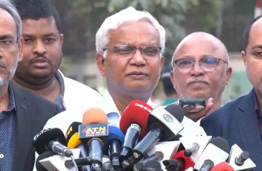 শারীরিক অবস্থার জন্য খালেদা জিয়াকে বিদেশ নিতে দেরি হচ্ছে: ডা. জাহিদ