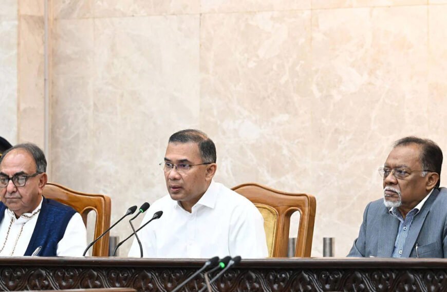 দেশের মানুষ অনেক প্রত্যাশা নিয়ে সরকারের দিকে তাকিয়ে আছে: প্রধানমন্ত্রী