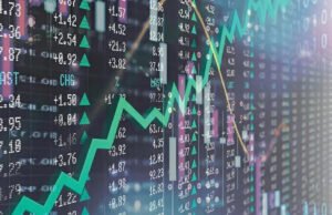 সূচকের উত্থানের মধ্য দিয়ে ডিএসইতে লেনদেন চলছে