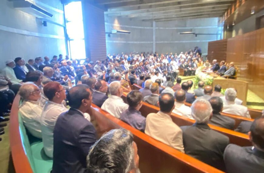 ট্যাক্স ফ্রি গাড়ি ও সরকারি প্লট নেবেন না&hellip;