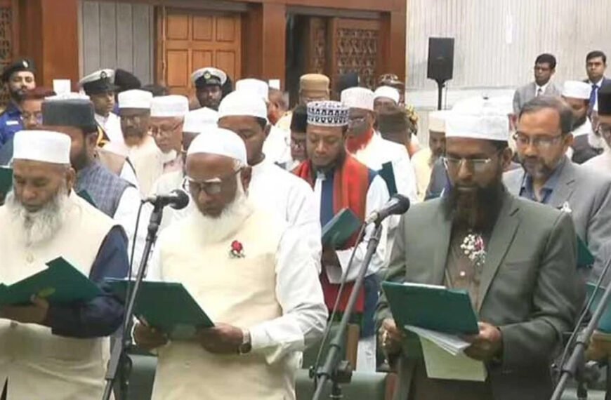 শপথ নিলেন জামায়াতে ইসলামীর নির্বাচিত সদস্যরা