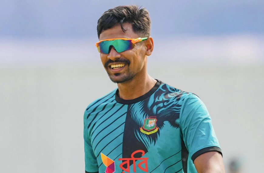 ৬ কোটি ৪৪ লাখ রুপিতে লাহোর কালান্দার্সে মুস্তাফিজ