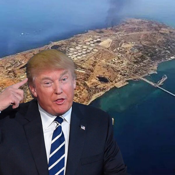 ইরানের তেল-খার্গ দ্বীপ দখলে নিতে চাই : ট্রাম্প