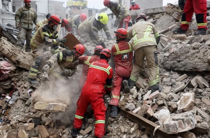 ইরান যুদ্ধ: যুক্তরাষ্ট্র-ইসরায়েল হামলার ১৫তম দিনে যা ঘটছে