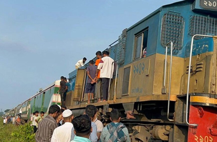 উপবন এক্সপ্রেসের ইঞ্জিন বিকল, তিন ঘণ্টা পর স্বাভাবিক&hellip;