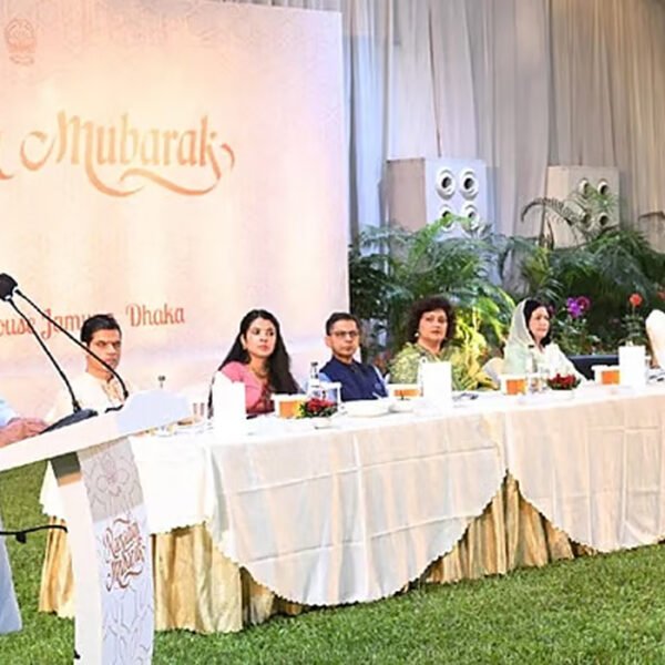 দ্বিপক্ষীয় সম্পর্ক শক্তিশালী করতে সরকার প্রতিশ্রুতিবদ্ধ: তারেক রহমান