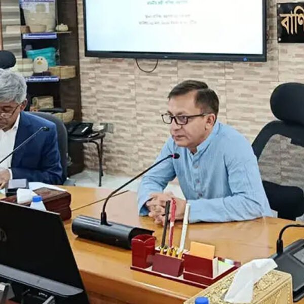 ভোজ্যতেলের দাম একফোঁটাও বাড়বে না: বাণিজ্যমন্ত্রী