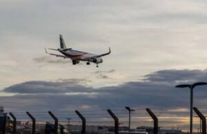 মধ্যপ্রাচ্যে বাতিল ৩৪০০ ফ্লাইট, আটকে পড়েছেন তিন লাখ যাত্রী