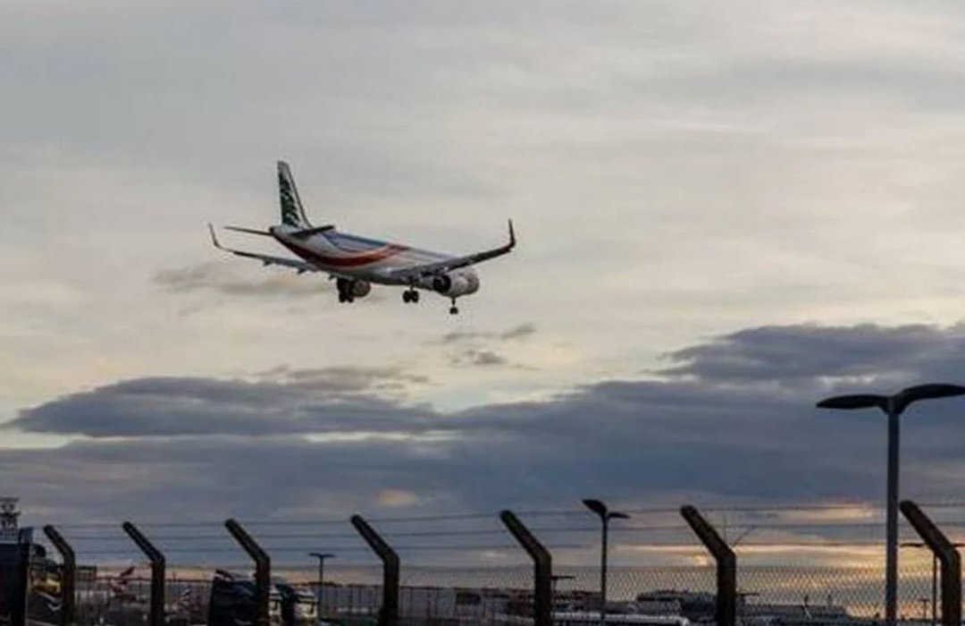 মধ্যপ্রাচ্যে বাতিল ৩৪০০ ফ্লাইট, আটকে পড়েছেন তিন লাখ যাত্রী