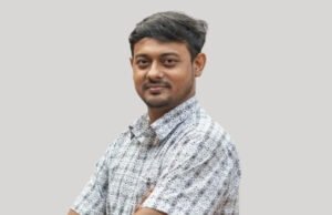 নাসীরুদ্দীন পাটওয়ারীকে আদালতে তলব