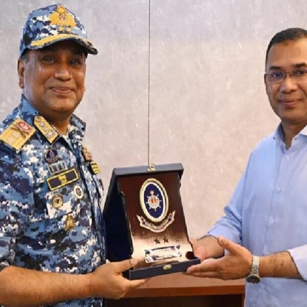 সার্বভৌমত্ব রক্ষায় কোস্টগার্ডকে সর্বোচ্চ প্রস্তুতির আহ্বান প্রধানমন্ত্রীর