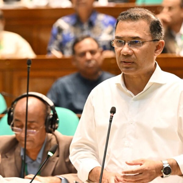 দেশ ও জনগণের স্বার্থ রক্ষায় বিরোধী দলের সঙ্গে যেকোনো আলোচনায় রাজি বিএনপি: প্রধানমন্ত্রী