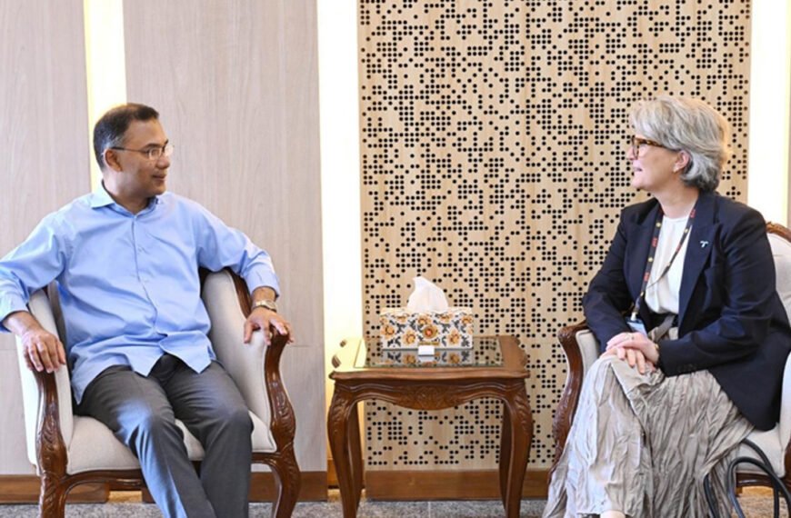 প্রধানমন্ত্রীর সঙ্গে টেলিনর গ্রুপের সিইও’র সৌজন্য সাক্ষাৎ