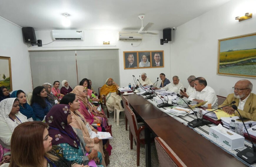 রাত ৩টা পর্যন্ত অফিশিয়াল কাজ করেছেন প্রধানমন্ত্রী