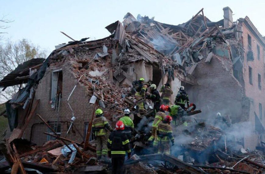 ইউক্রেনে টানা ২০ ঘণ্টা রুশ হামলা: নিহত ৮,&hellip;