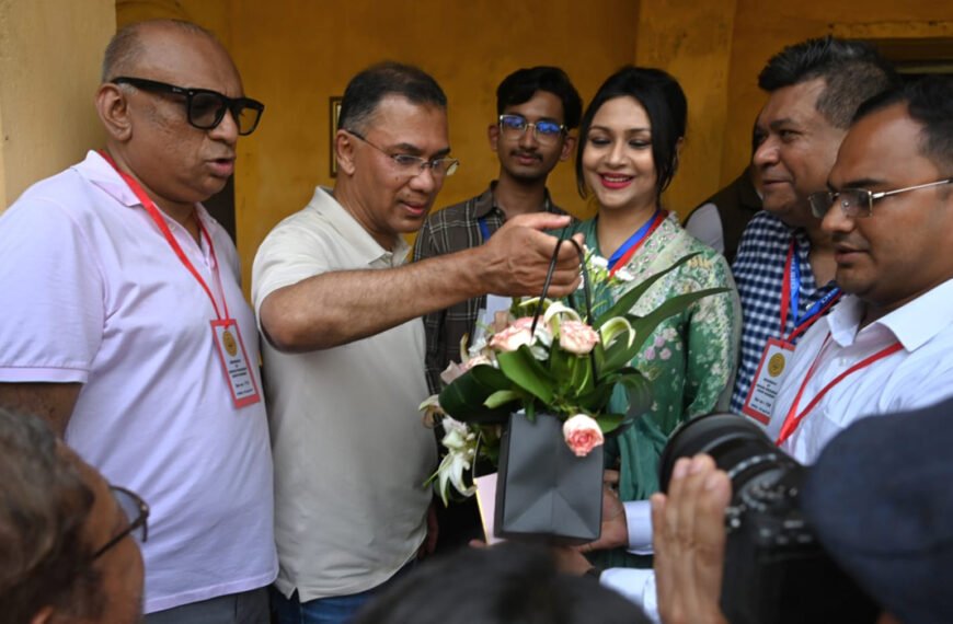 জিয়াবাড়িতে তারেক রহমানকে পেয়ে আবেগ আপ্লুত স্বজনরা 