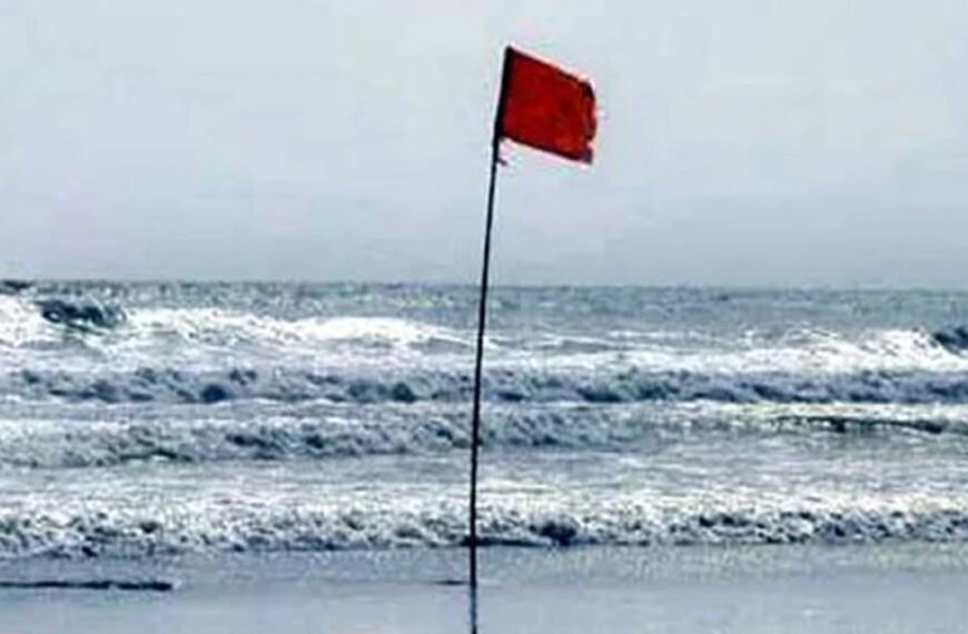 দেশের সমুদ্র বন্দরগুলোতে ৩ নম্বর সতর্ক সংকেত