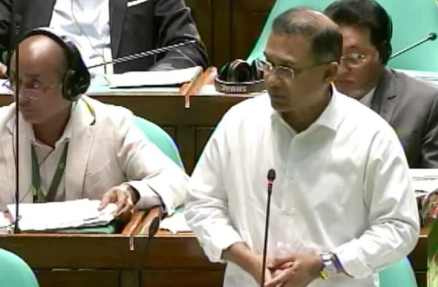 পুলিশসহ জরুরি সেবায় জ্বালানি রেশনিং তুলে নেওয়া হয়েছে: প্রধানমন্ত্রী