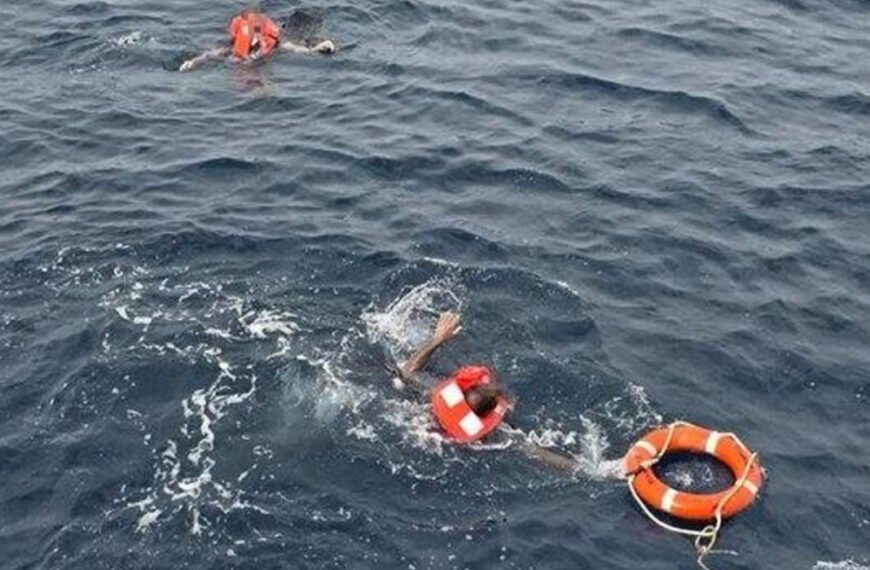 লিবিয়ার উপকূলে ১৭ জনের লাশ ও ৭ জনকে জীবিত উদ্ধার