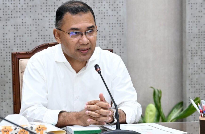 স্কুল চলাকালীন যানজট নিরসনে শিক্ষামন্ত্রীকে বিকল্প খুঁজতে বললেন প্রধানমন্ত্রী