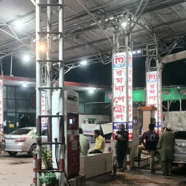 ১৩ দিন ২৪ ঘণ্টা খোলা থাকবে ফিলিং স্টেশন