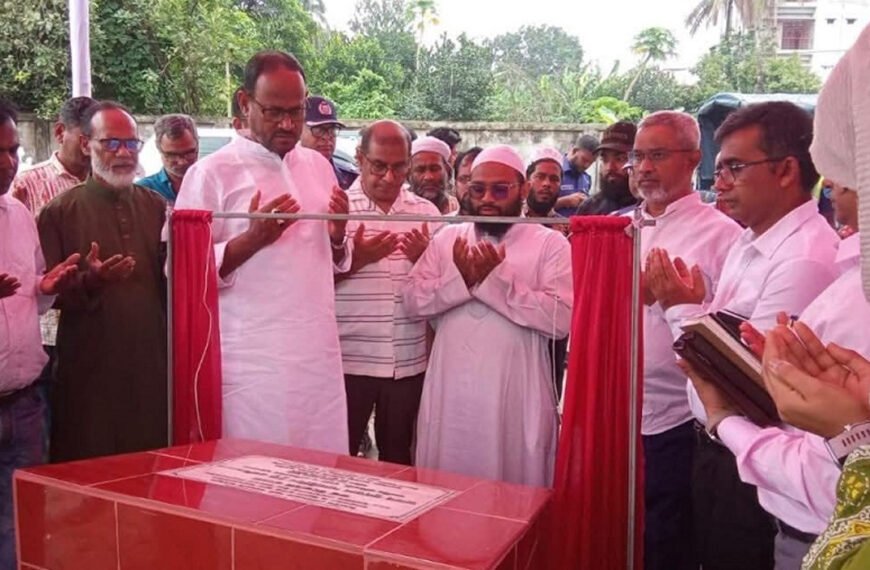 প্রতিটি নাগরিকের জন্য নিরাপদ পানি নিশ্চিত করতে কাজ করছে সরকার মৎস্য ও প্রাণিসম্পদ প্রতিমন্ত্রী