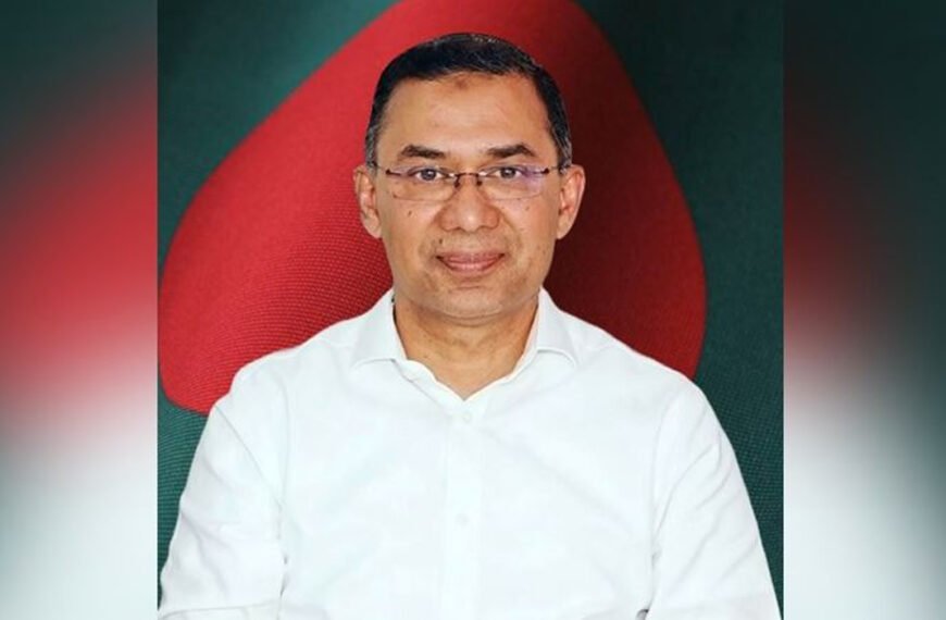 চীনের প্রধানমন্ত্রী লি কিয়াংয়ের রাষ্ট্রীয় ভোজে অংশ নিয়েছেন প্রধানমন্ত্রী