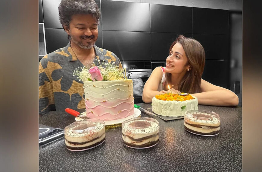 বিচ্ছেদ গুঞ্জন উড়িয়ে জন্মদিনে বিজয়কে রোমান্টিক শুভেচ্ছাবার্তা তৃষার