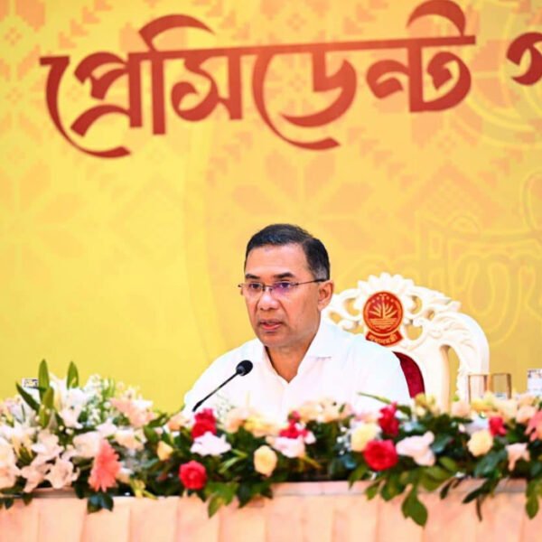 সশস্ত্র বাহিনী দেশ ও জনগণের গৌরবের প্রতীক: প্রধানমন্ত্রী