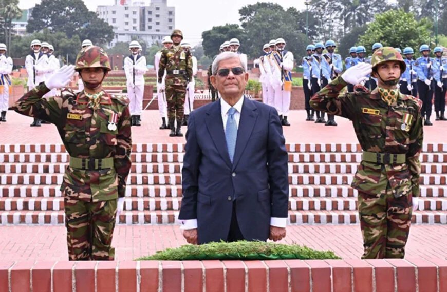 জাতীয় স্মৃতিসৌধে রাষ্ট্রপতির শ্রদ্ধা নিবেদন