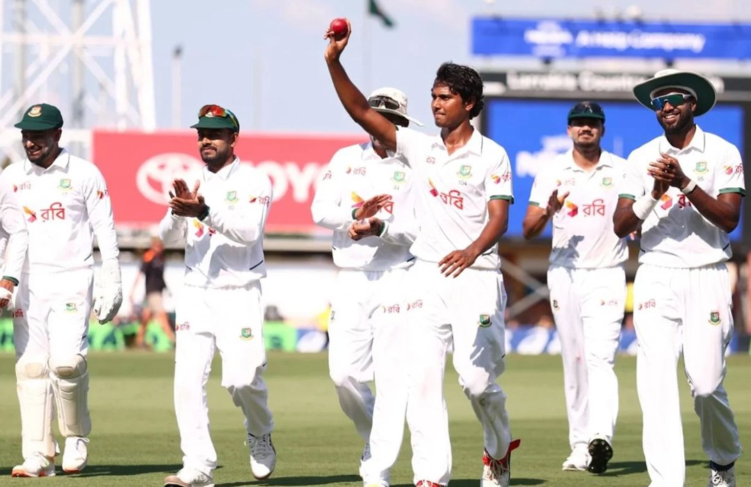 টেস্টে দ্বিতীয়বার যে রেকর্ড গড়ল টাইগার পেসাররা