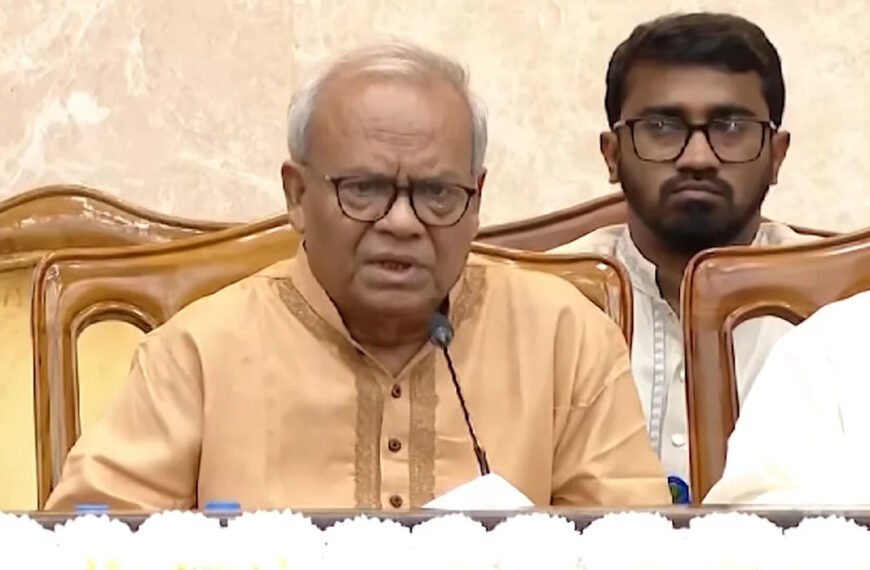 একটি ভগ্নস্তূপের ওপর দাঁড়িয়ে দেশ গড়ছে সরকার :&hellip;