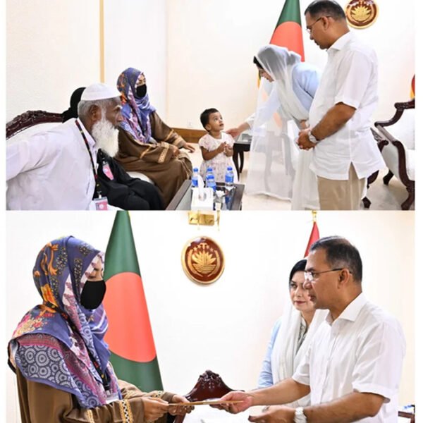 শহীদ দুই সেনা সদস্যের পরিবারকে প্রধানমন্ত্রীর আর্থিক সহায়তা