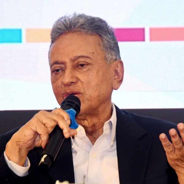 যুক্তরাষ্ট্র থেকে আমদানি বাড়িয়েছি, এখন বাড়তি সহায়তা পাওয়া উচিত : অর্থমন্ত্রী