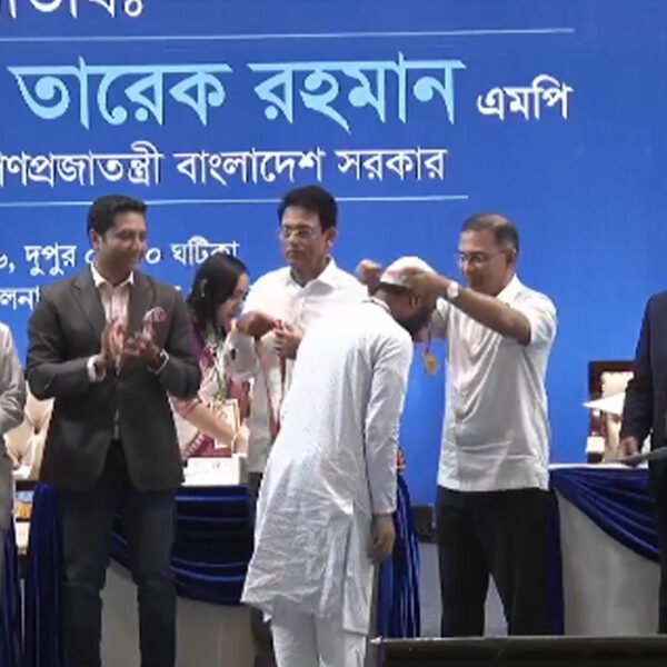 শতাধিক গুণী শিক্ষককে সম্মাননা দিলেন প্রধানমন্ত্রী